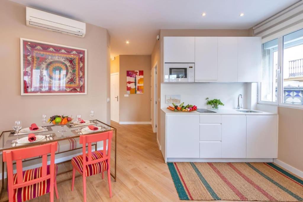 Plaza Nueva Deluxe Suite By Valcambre Севиля Екстериор снимка