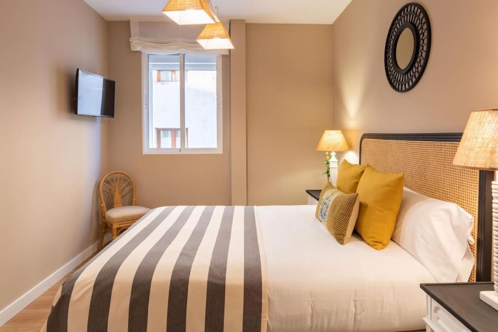 Plaza Nueva Deluxe Suite By Valcambre Севиля Екстериор снимка