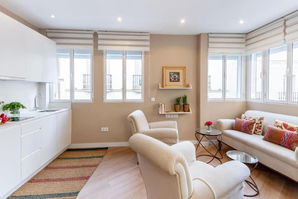 Plaza Nueva Deluxe Suite By Valcambre Севиля Екстериор снимка